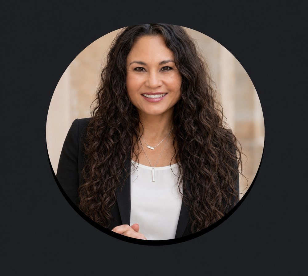 Monique, founder of Verisage & Co.